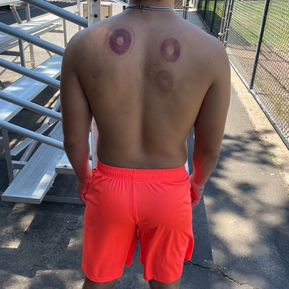 UNDER ARMOUR MEN NEON ORANGE SHORTS WORKOUT SPORT TRAINING RUNNING TECH GRAPHICS - Picture 15 of 17